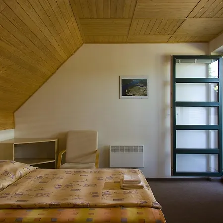 Trhovky Hotel